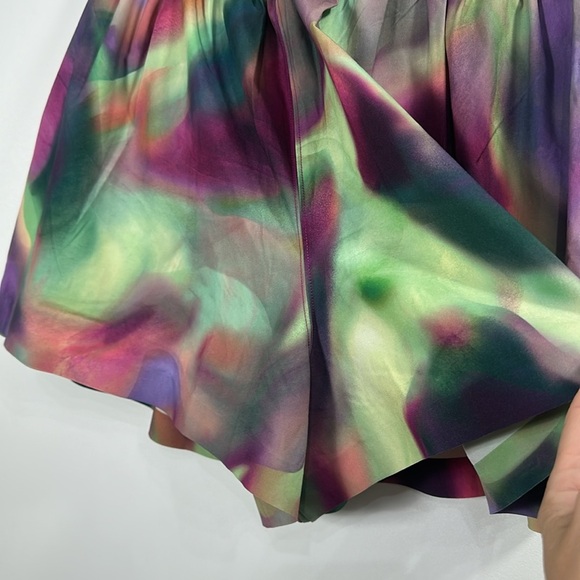 Athleta + Alicia Keys Enlighten Up Flutter Short abstract multicolor size small. - Picture 7 of 11
